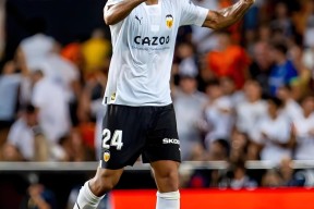 九游娱乐今晚皇家马德里调整名单以备西甲；状态回暖环节打磨；话题不断；训练强度明显提升的简单介绍